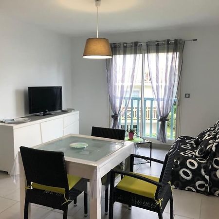 Appartement T2 Lumineux, Tres Bien Equipe, Proche Centre-Ville Salies-de-Béarn 외부 사진